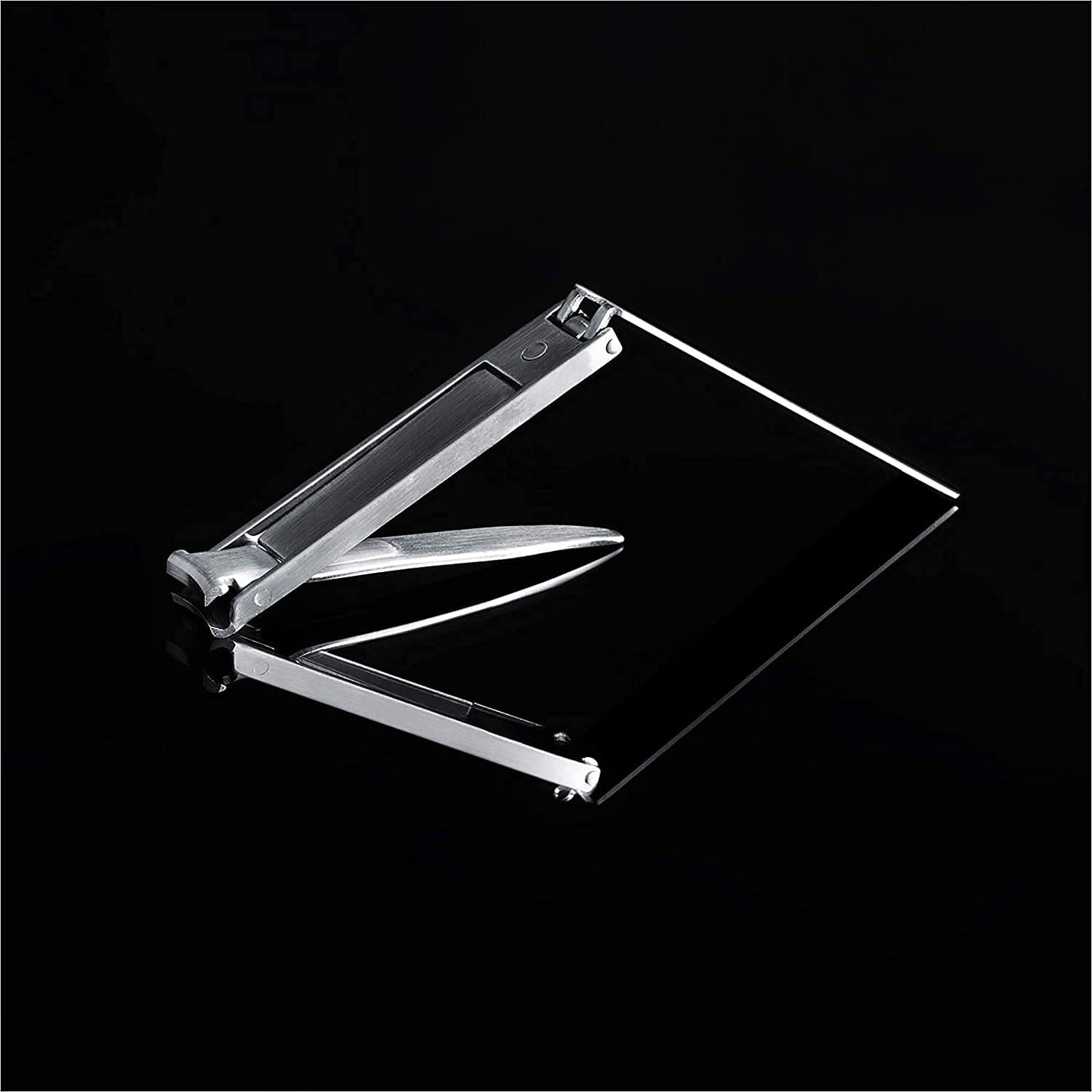 MANSCAPED® Shears 2.0 Tempered Stainless Steel Men's Nail Kit, Fingernail Clippers, Safety Scissors, Tweezers and Nail File, Travel Manicure Pedicure Set, 4-Piece Luxury Grooming Kit with Compact Case