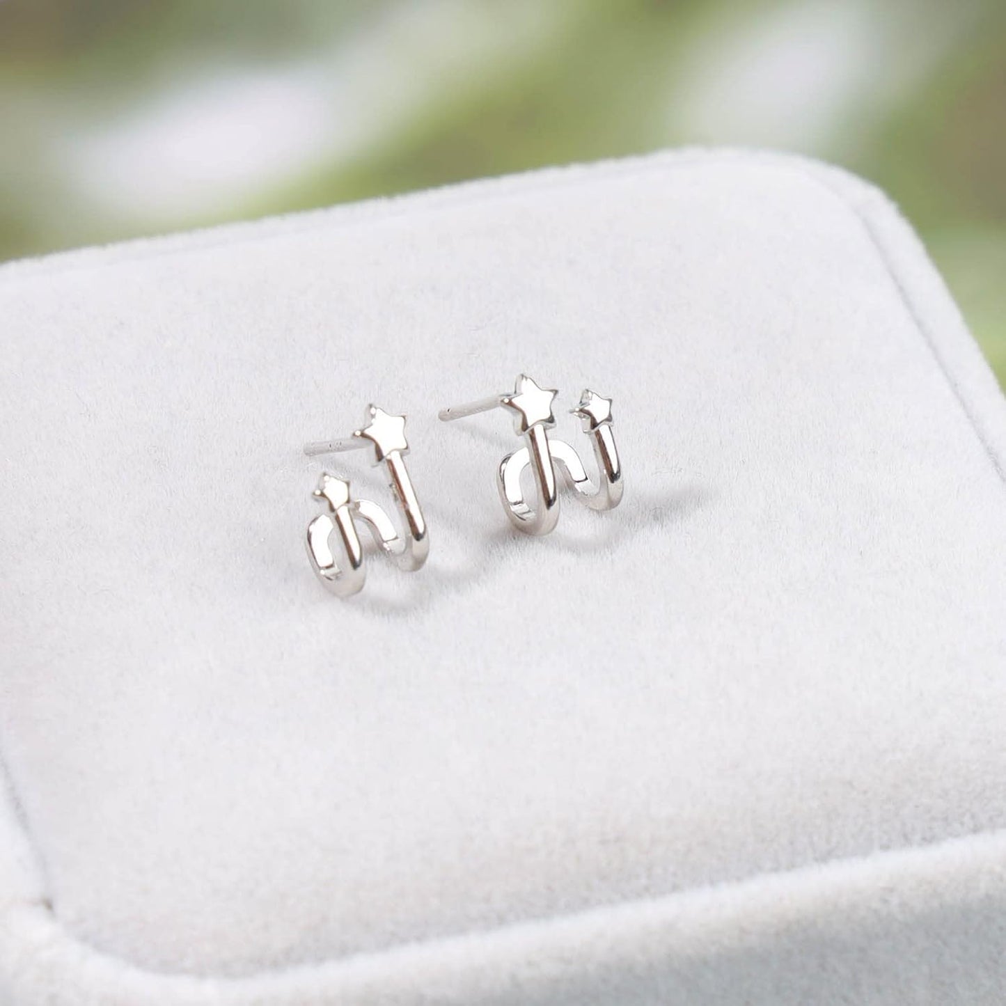 Star Spiral Hoop Earrings Silver Star Wrap Earrings Boho Cluster Star Studs Earrings Twist Ear Huggies Earrings Jewelry for Women and Girls