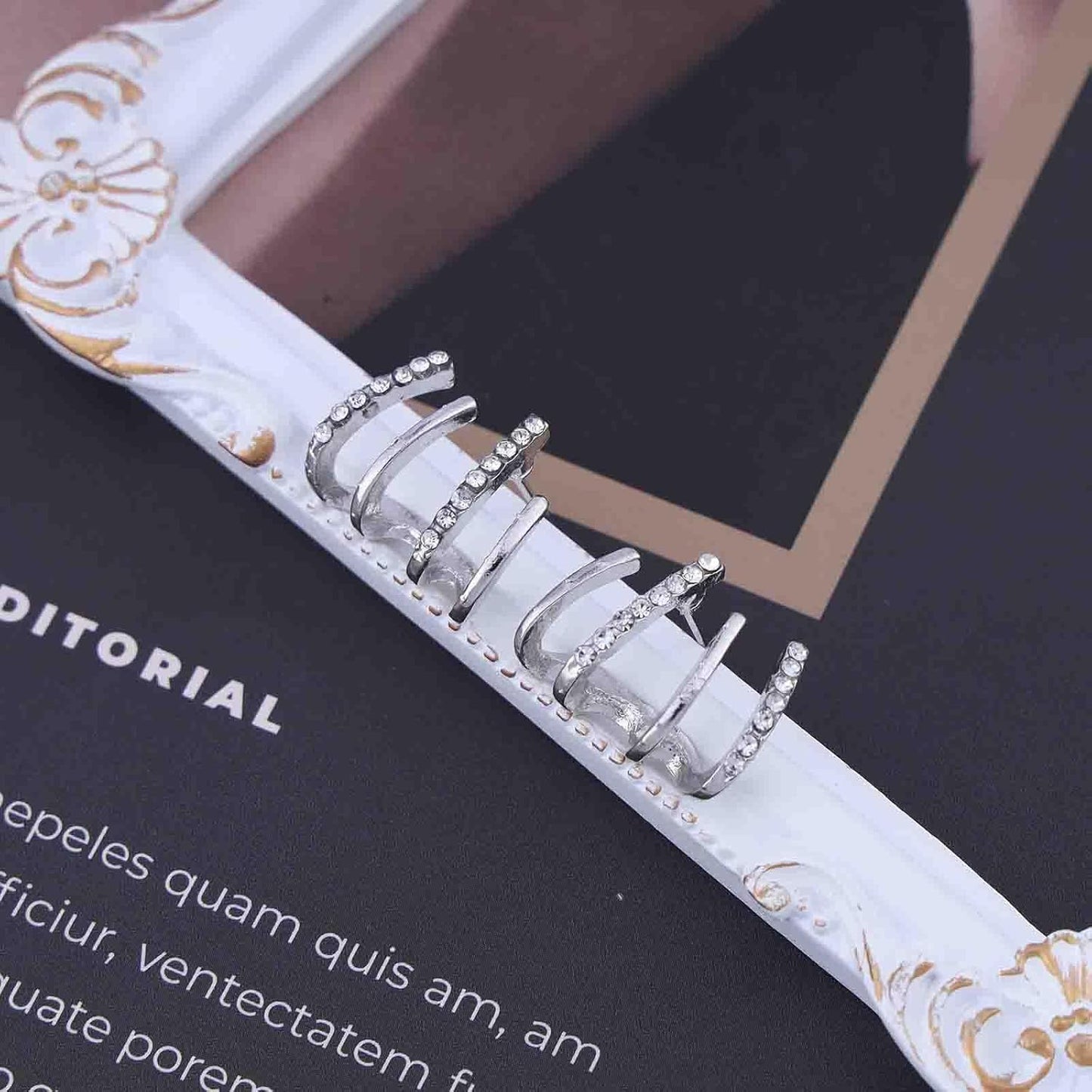 Boho Crystal Claw Earrings Silver Cz Needle Claw Stud Earrings Sparkle Needle Claw Earrings Minimalist Huggie Illusion Earrings Jewelry for Women