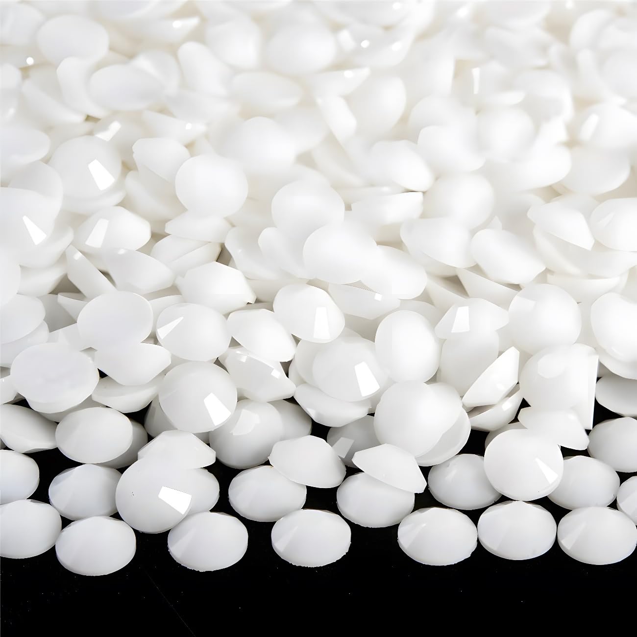 Flatback Rhinestones Round Gems for Nails Art and Crafts 2000Pcs SS16 4mm Glitter Crystals Stone DIY Bags Clothes Shoes (Pure White)