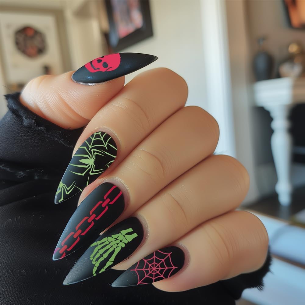 3Pcs Bone Skull Nail Stamping Plate Set Halloween Skeleton Gothic Nail Stamp Templates Cobweb Bat Thorns Metal Reusable Tools with Stamper Scraper for Manicure Printing