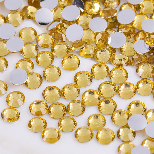 500 Pieces SS30 6mm Flatback Rhinestones Clear Glass Round Gems Crystals for Nail Art DIY Crafts Clothes Shoes Bags （Crystal Yellow）