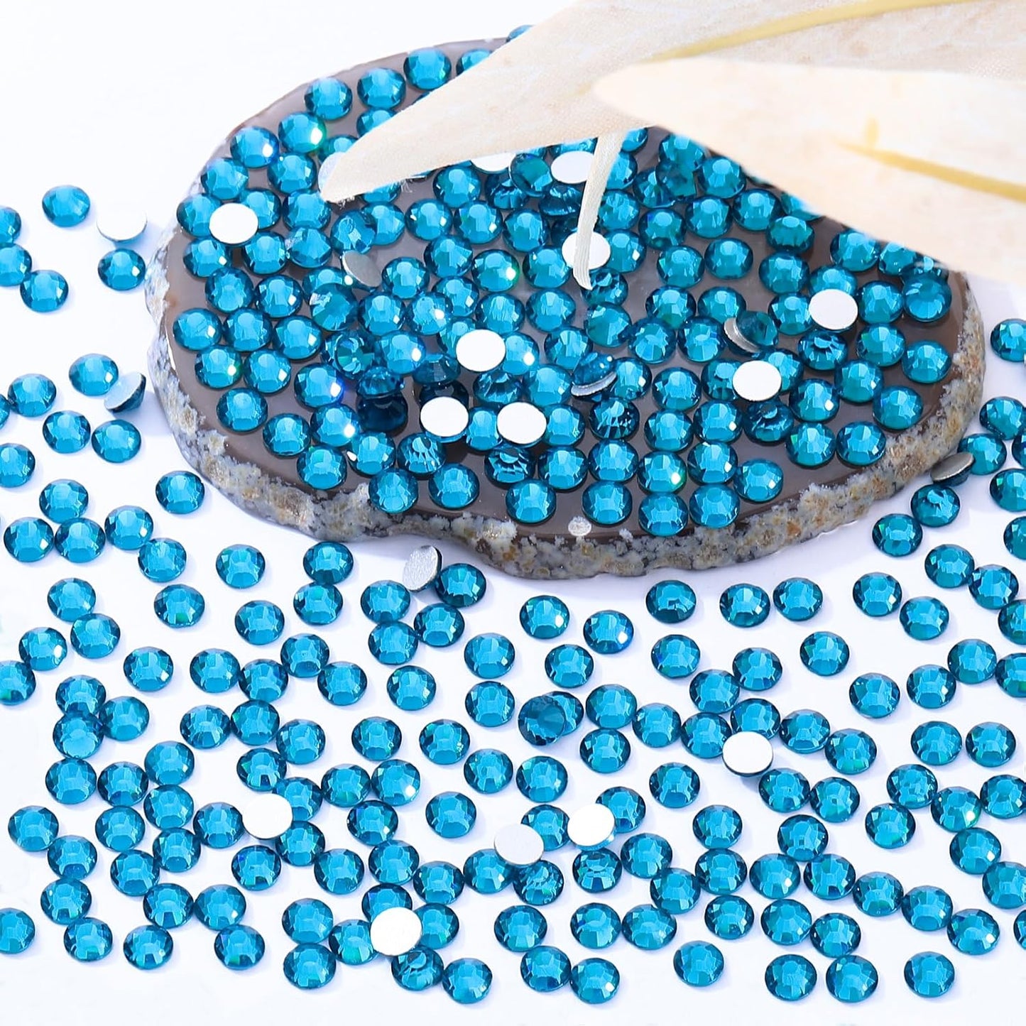 Malachite Blue Flatback Rhinestones, Glass Rhinestones for Nail Art and Craft, Glue Fix, Loose Crystal Gemstones(Malachite Blue, SS12, 2880pcs, 2.9-3.0mm)